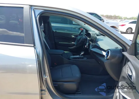 2025 Chevrolet Trax Fwd Ls from USA, damaged, VIN KL77LFEPXSC070618